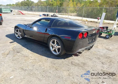 2005 Chevrolet Corvette из США, поврежденный, VIN 1G1YY22U955129560